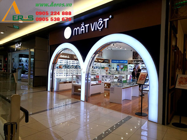 Thiết kế cửa hàng kính Mắt Việt tại quận Tân Bình